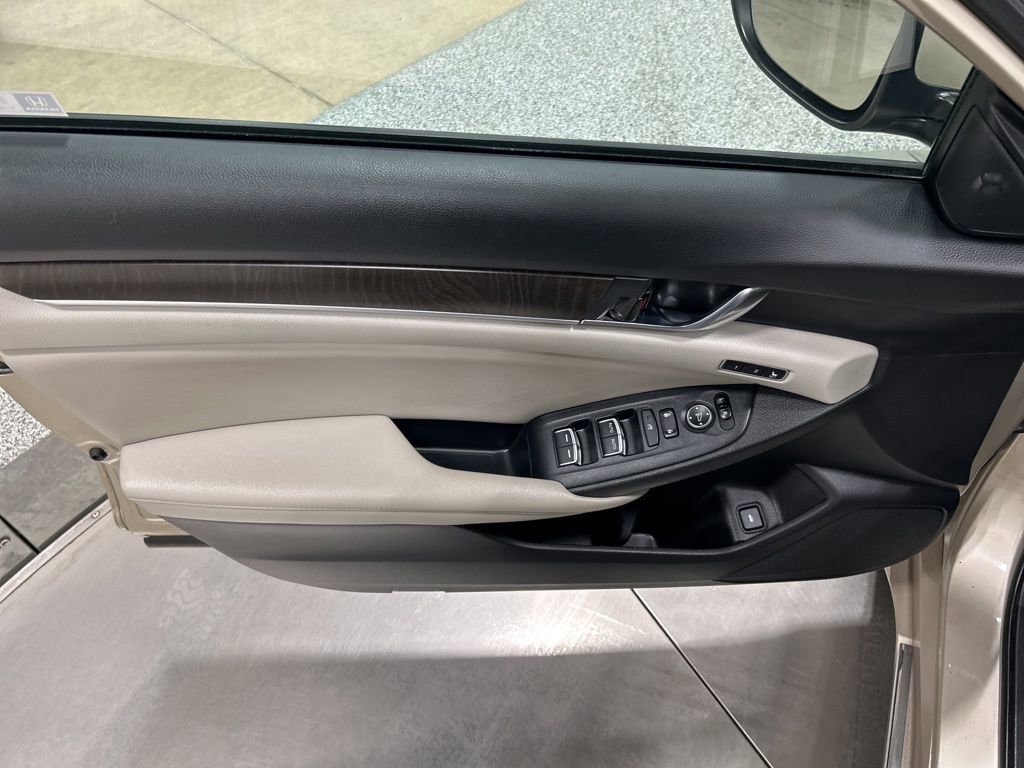 Used 2019 Honda Accord EX-L image 13