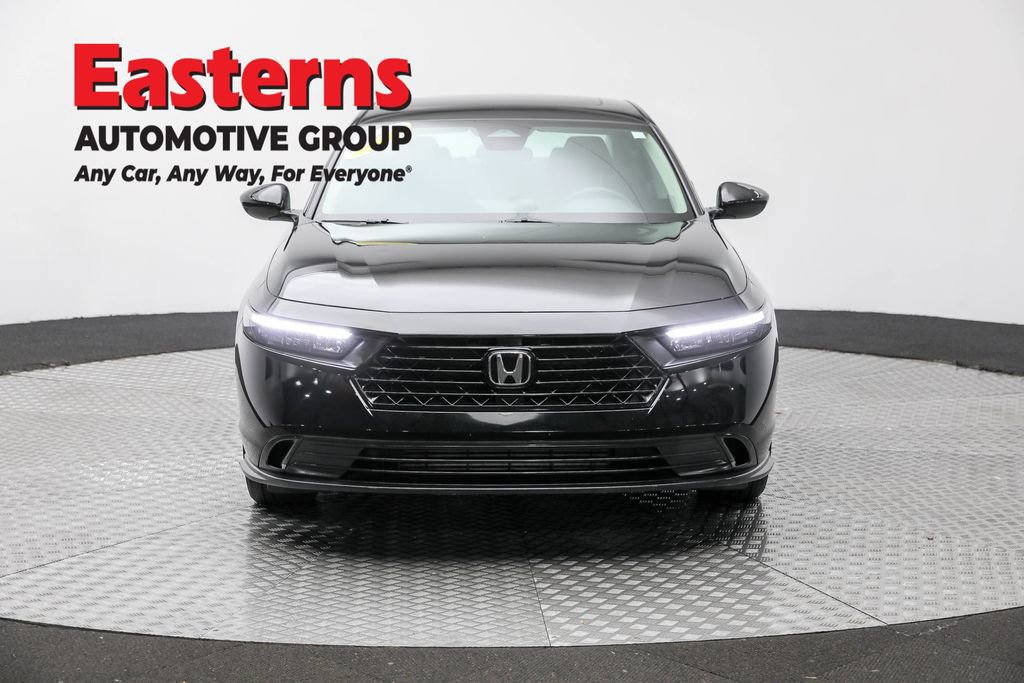 Used 2024 Honda Accord EX image 2