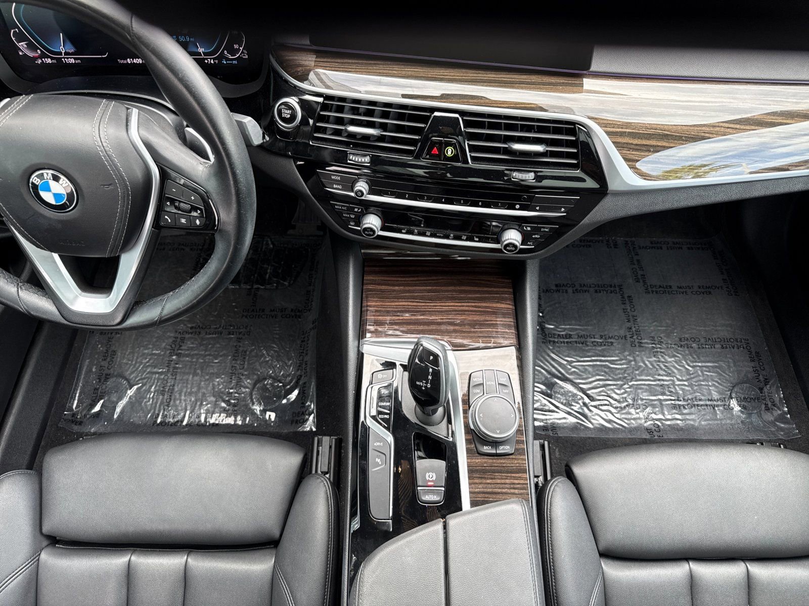 Used 2020 BMW 530e w/ Premium Package image 12