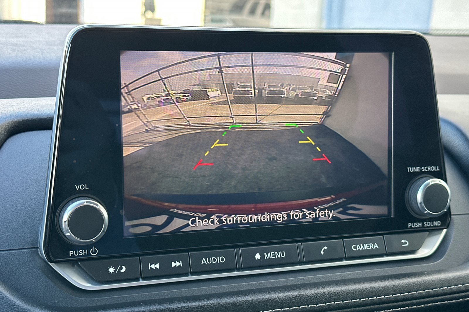 Used 2023 Nissan Rogue S FWD image 26