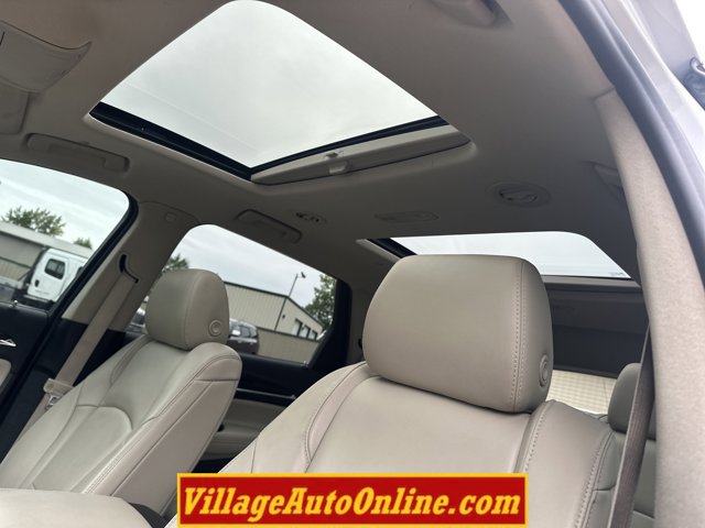 Used 2019 Buick Enclave Premium w/ Experience Buick Package AWD/4WD image 17