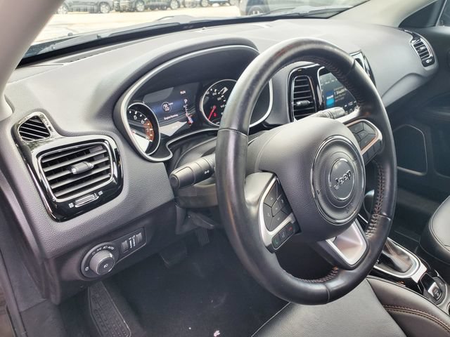 Used 2020 Jeep Compass Limited AWD/4WD image 21