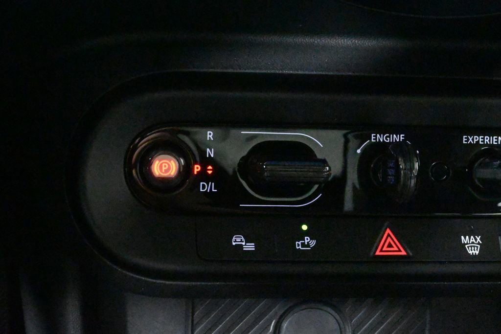 Used 2025 MINI Cooper 2-Door Hardtop image 26