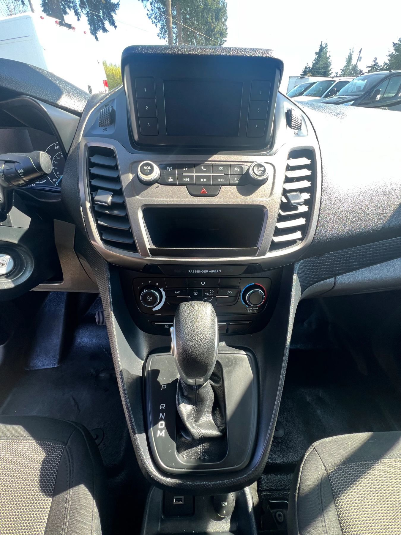 Used 2020 Ford Transit Connect XL image 13