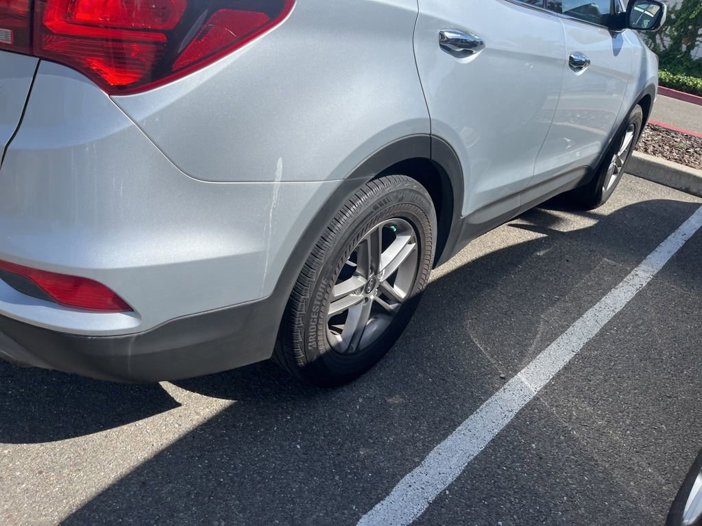 Used 2018 Hyundai Santa Fe Sport image 11