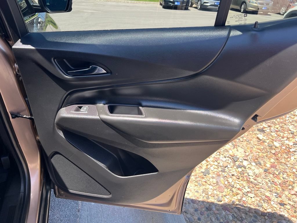 Used 2019 Chevrolet Equinox LT FWD image 24