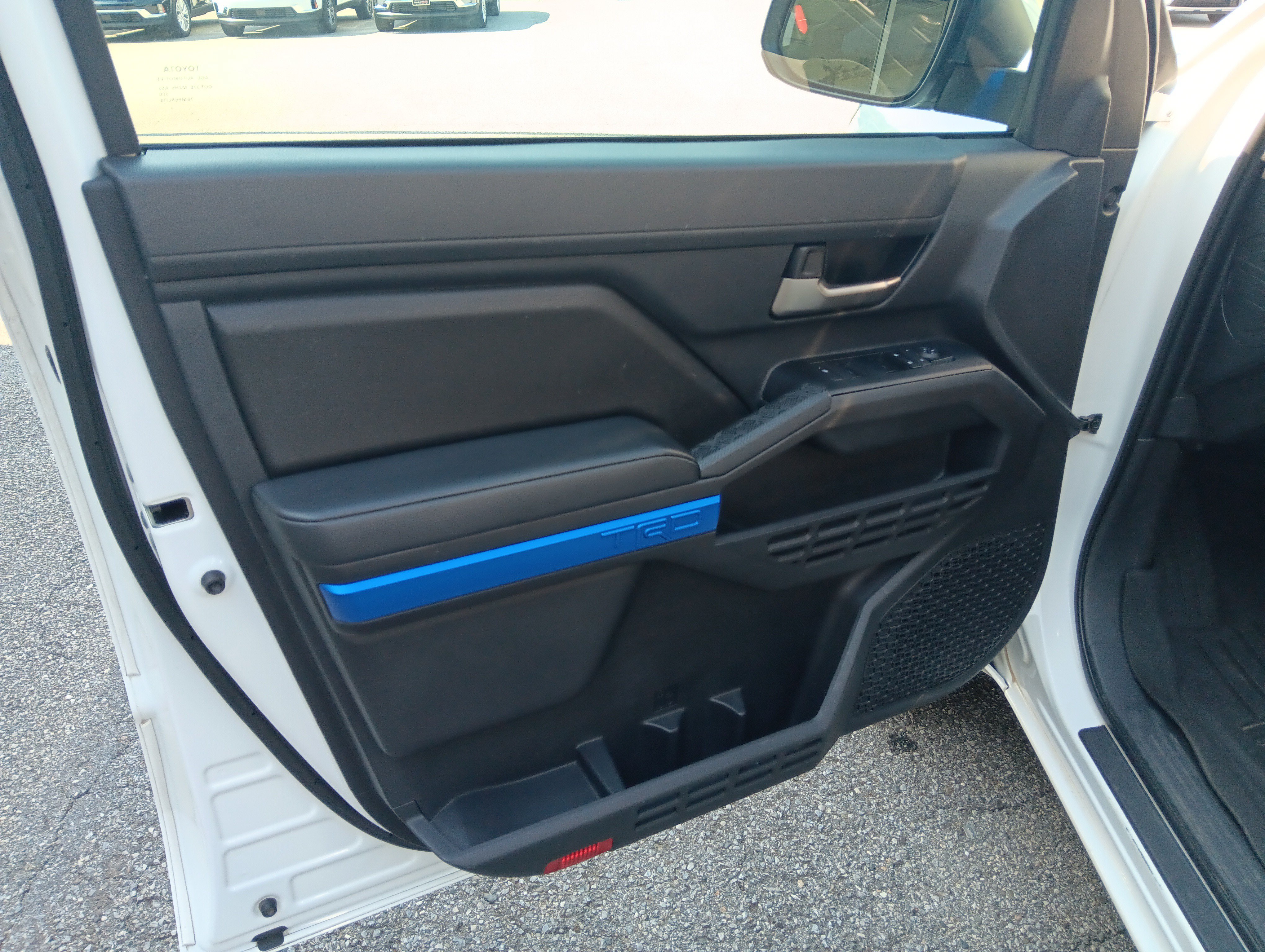 Used 2024 Toyota Tacoma TRD Sport RWD image 11