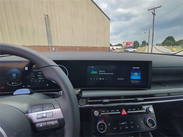 New 2025 Hyundai Tucson SEL image 11