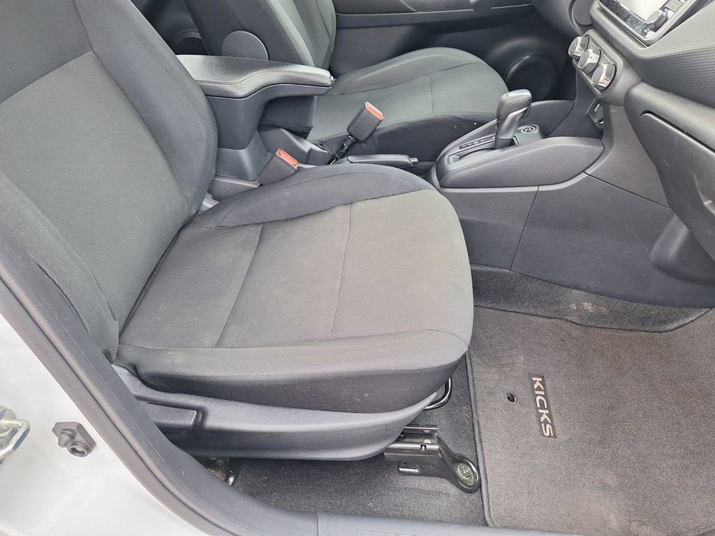 Used 2024 Nissan Kicks S FWD image 28