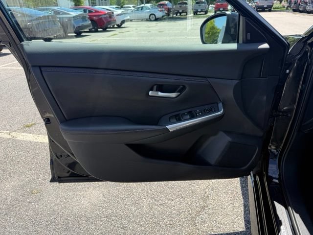 Certified 2023 Nissan Sentra SR w/ Midnight Edition Package FWD image 16