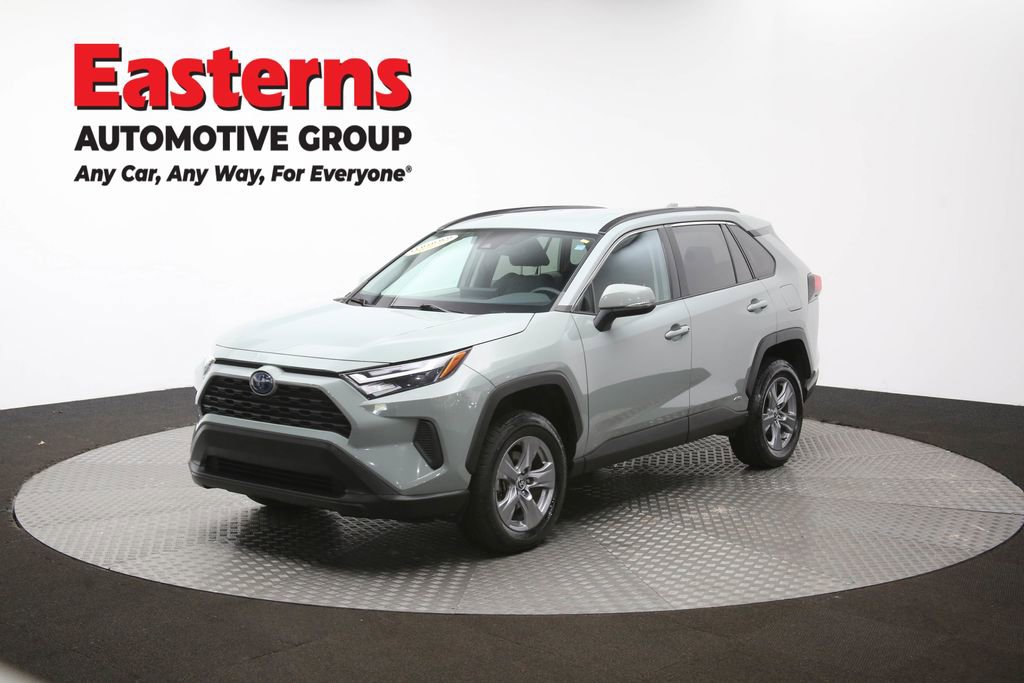 Used 2022 Toyota RAV4 XLE AWD/4WD image 56