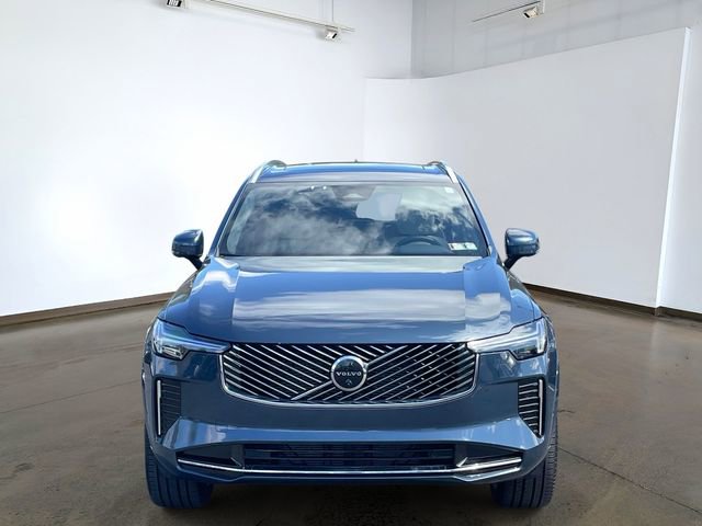 Used 2026 Volvo XC90 B6 Plus w/ Protection Package Premier AWD/4WD image 2