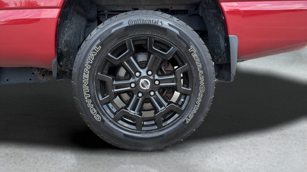Used 2019 Nissan Titan SV w/ SV Convenience Package AWD/4WD image 15