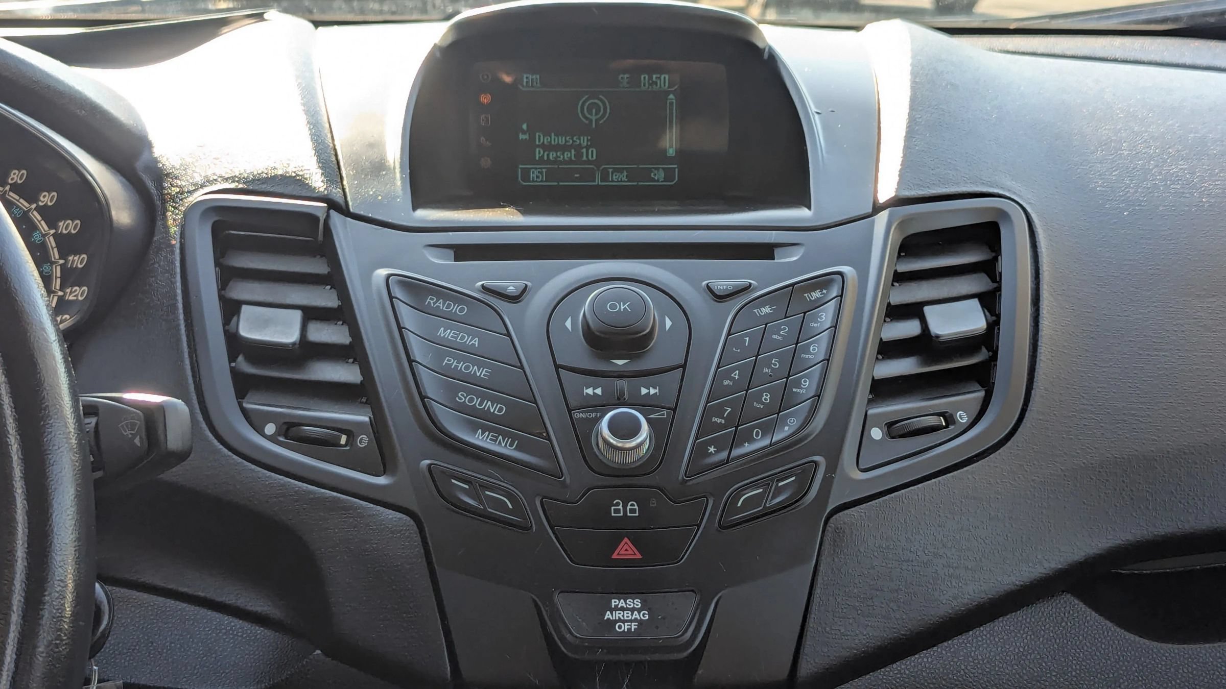 Used 2014 Ford Fiesta SE FWD image 21