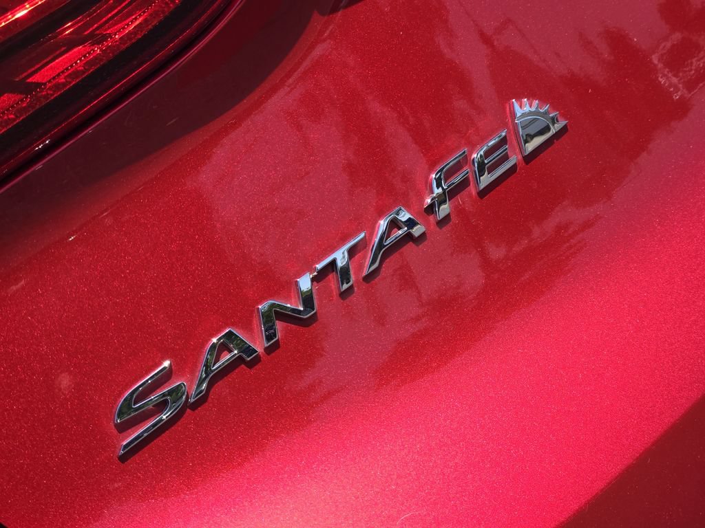 Used 2020 Hyundai Santa Fe Limited FWD image 11
