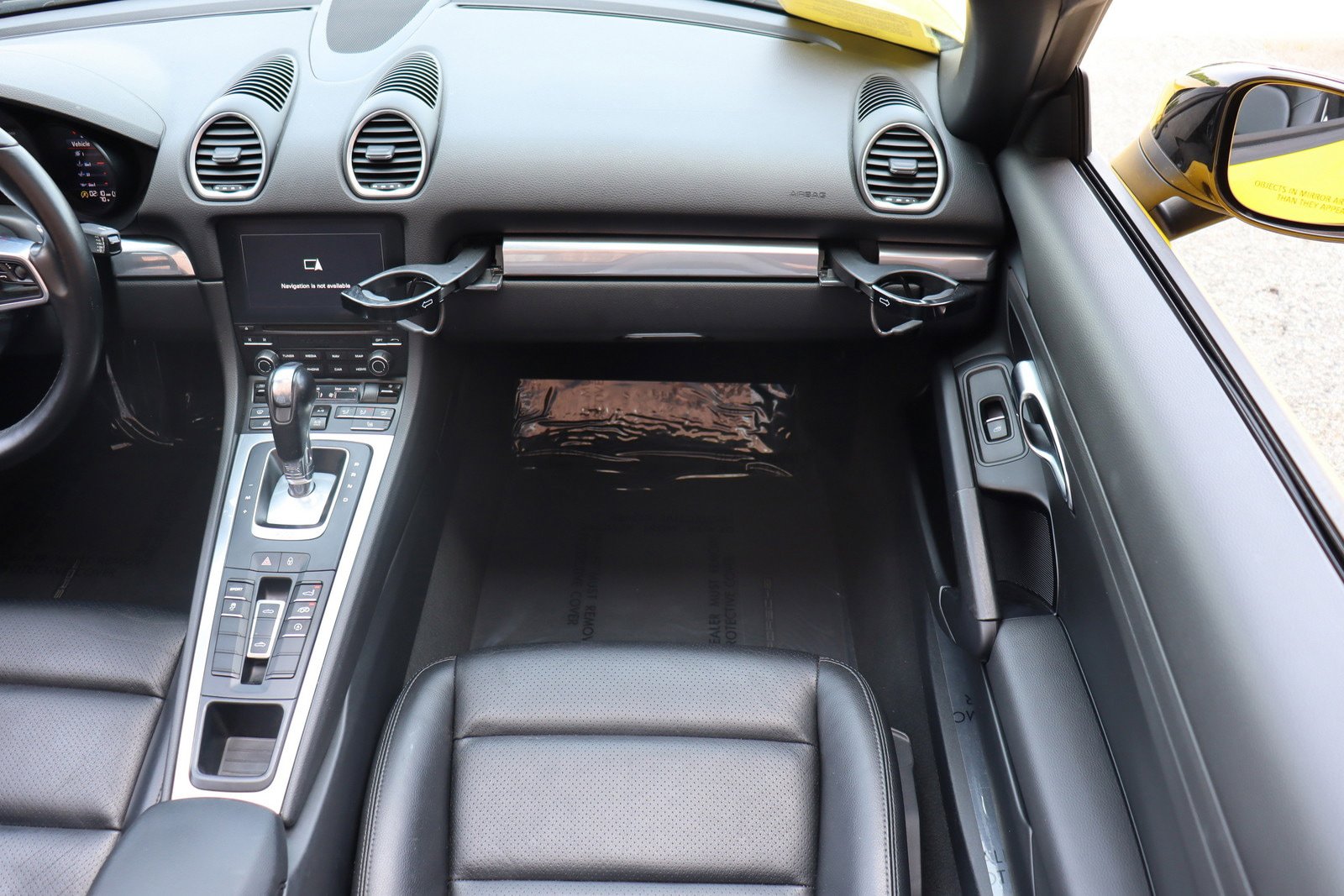 Used 2019 Porsche 718 Boxster RWD image 17