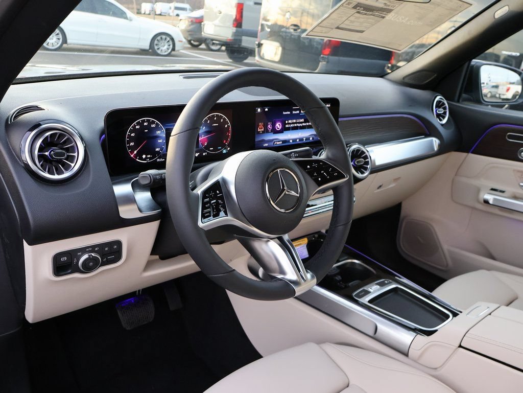 New 2026 Mercedes-Benz GLB 250 4MATIC image 19