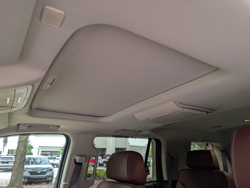 Used 2018 Chevrolet Tahoe Premier AWD/4WD image 19