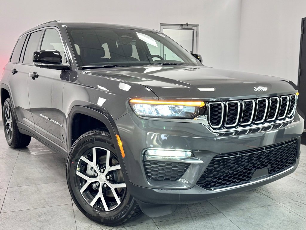 New 2025 Jeep Grand Cherokee Limited image 1
