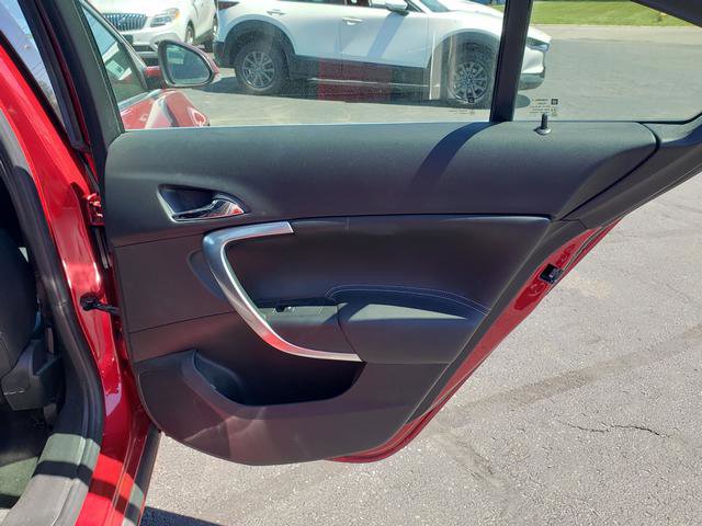 Used 2013 Buick Regal Premium FWD image 17