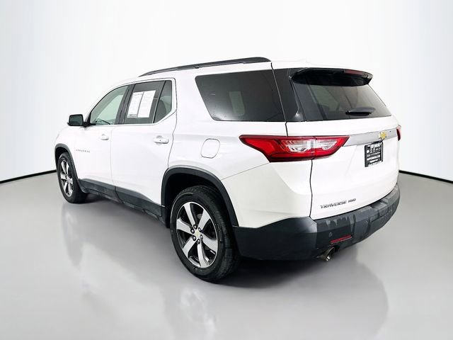 Used 2021 Chevrolet Traverse LT w/ LT Premium Package image 5