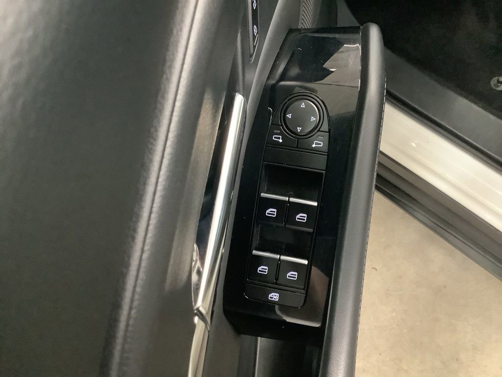 Certified 2023 MAZDA CX-30 AWD 2.5 S w/ Preferred Package image 19