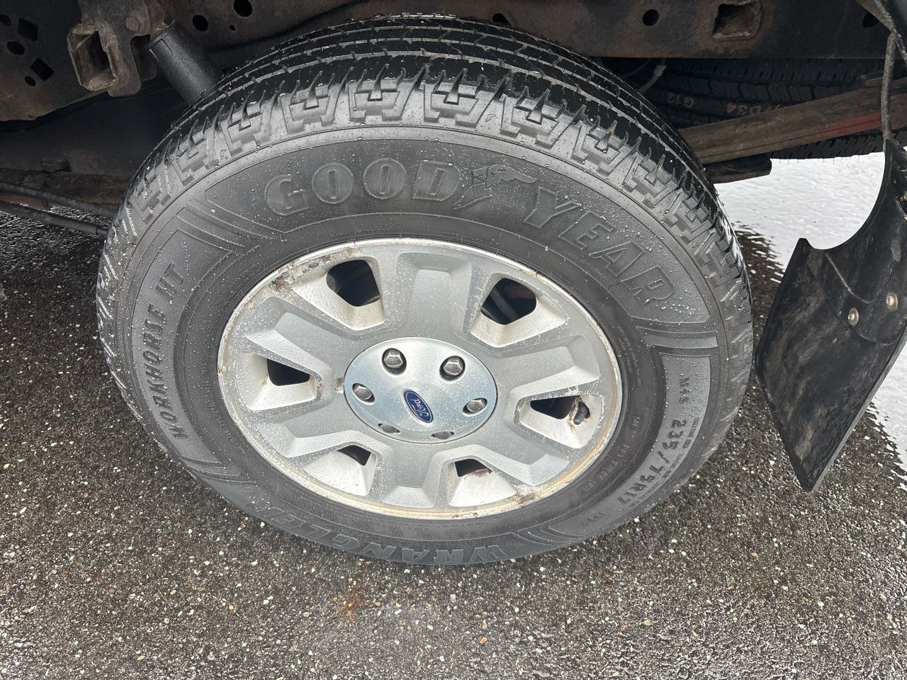 Used 2013 Ford F150 STX image 27