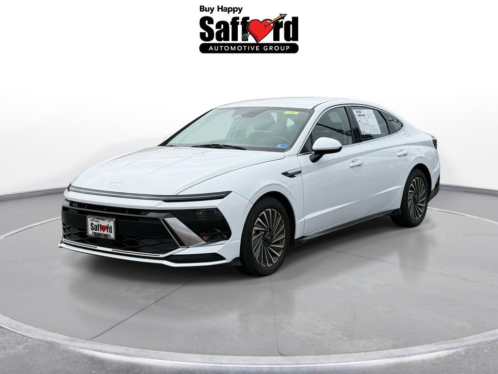 Certified 2025 Hyundai Sonata SEL FWD image 1