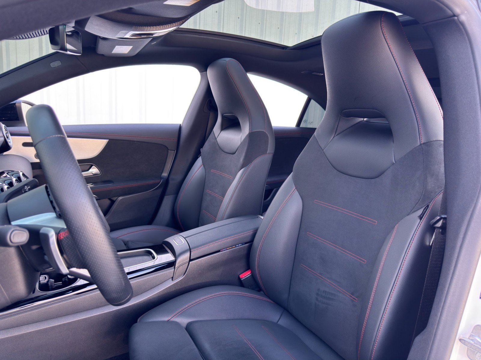 Used 2024 Mercedes-Benz CLA 250 4MATIC image 42