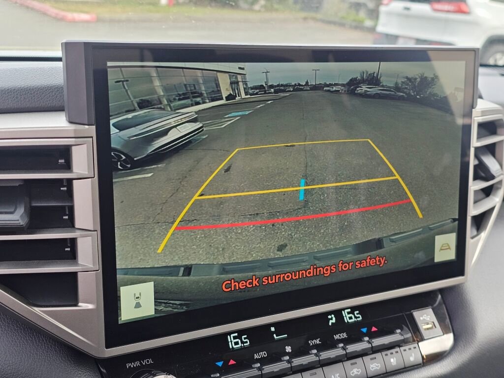 Used 2025 Toyota Tundra Limited image 36