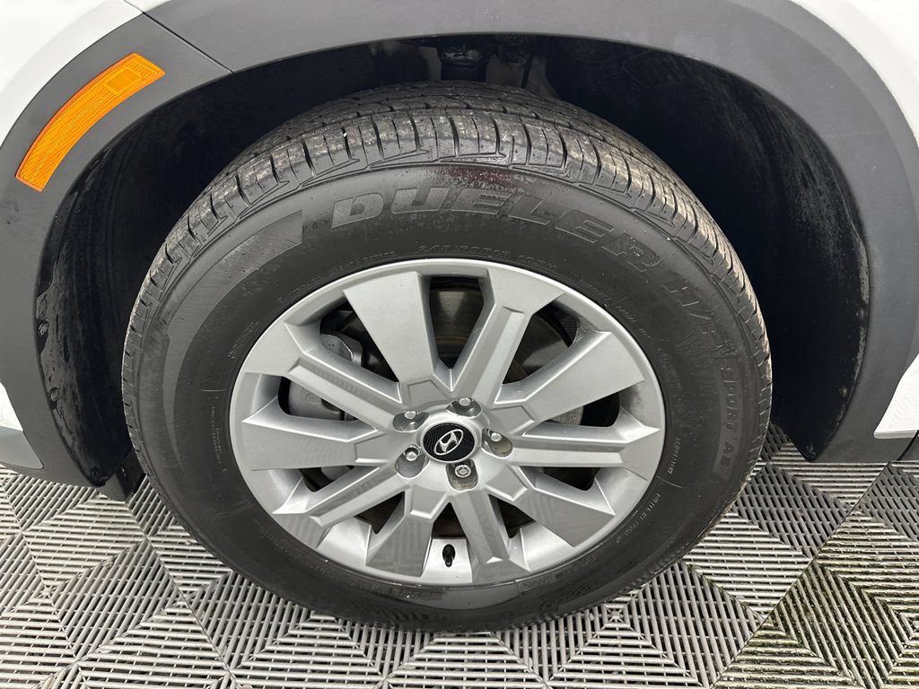 Used 2025 Hyundai Palisade SE FWD image 11