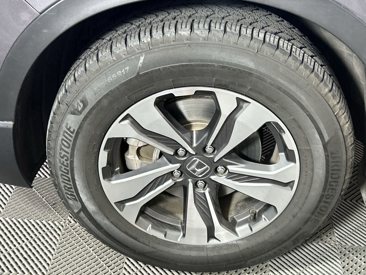 Used 2020 Honda CR-V LX image 9