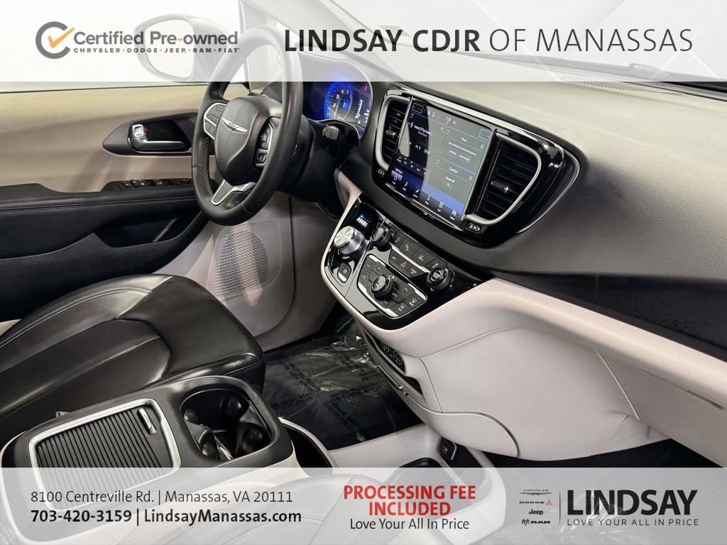 Certified 2023 Chrysler Pacifica Touring-L FWD image 12