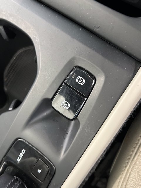 Used 2019 Volvo XC40 T5 Momentum AWD/4WD image 31