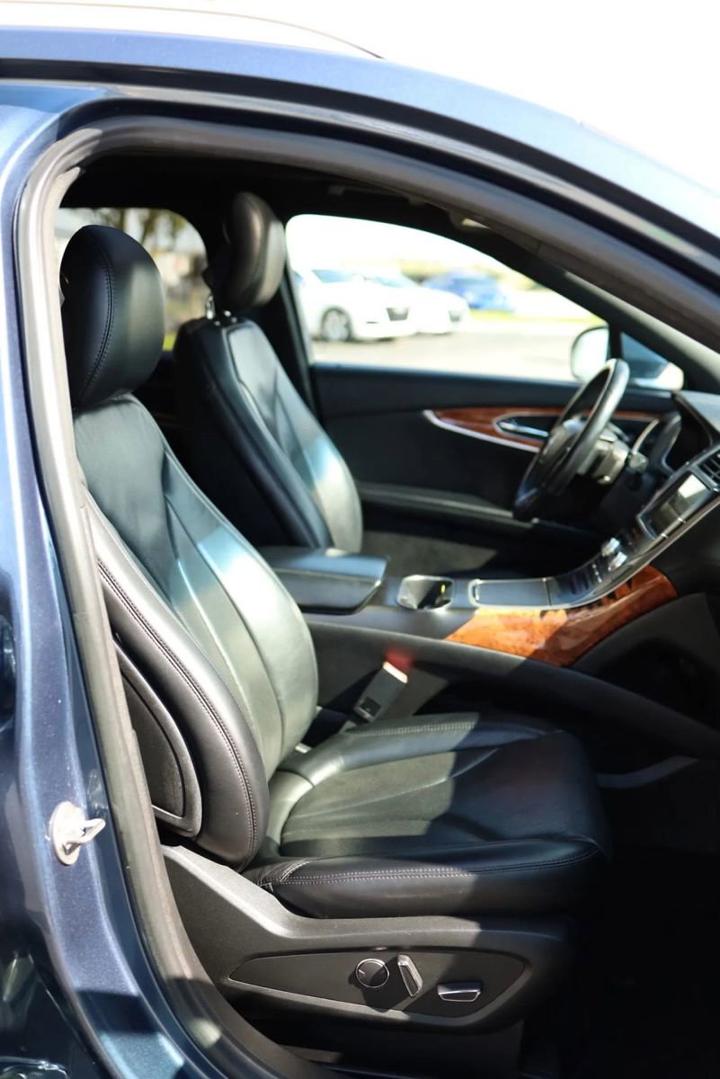 Used 2019 Lincoln Nautilus Reserve w/ Driver Assistance Package AWD/4WD image 49