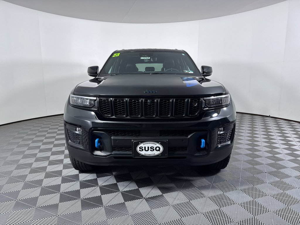 Used 2023 Jeep Grand Cherokee Trailhawk w/ Advanced Protech Group II AWD/4WD image 2