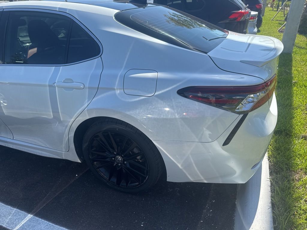 Used 2022 Toyota Camry XSE w/ Driver Assist Package image 7