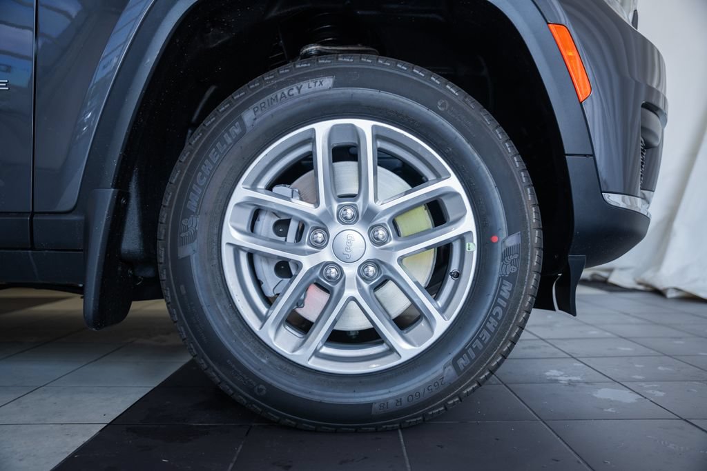 New 2026 Jeep Grand Cherokee L 4WD image 19