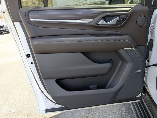 Used 2022 GMC Yukon XL Denali w/ Denali Premium Package image 40