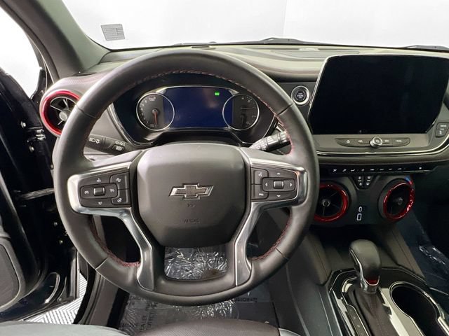 Used 2025 Chevrolet Blazer RS AWD/4WD image 8