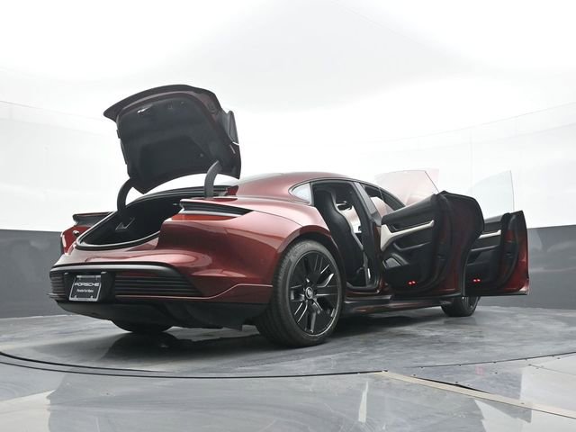 Certified 2021 Porsche Taycan Turbo w/ Sportdesign Package AWD/4WD image 26
