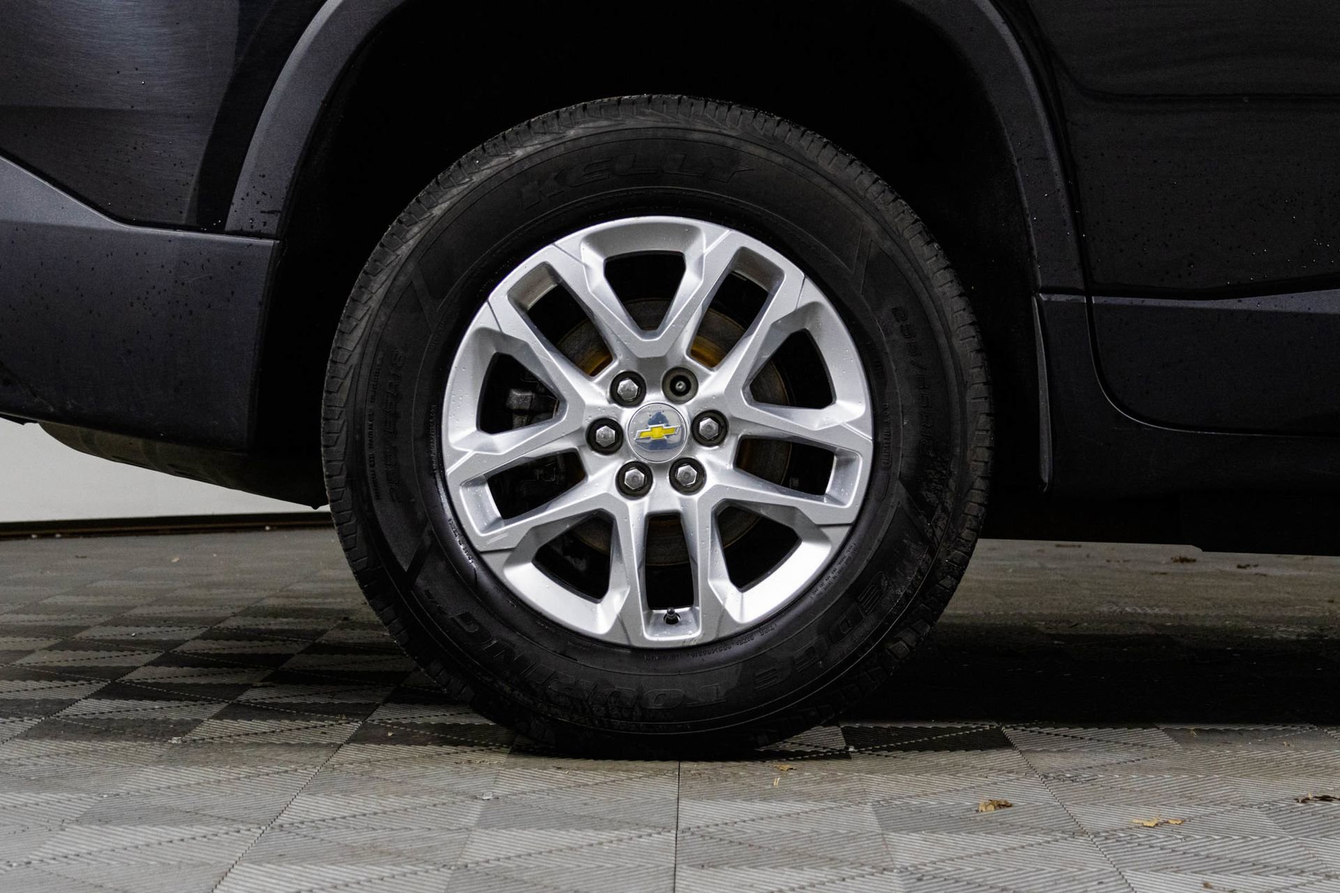 Used 2019 Chevrolet Traverse LS image 39