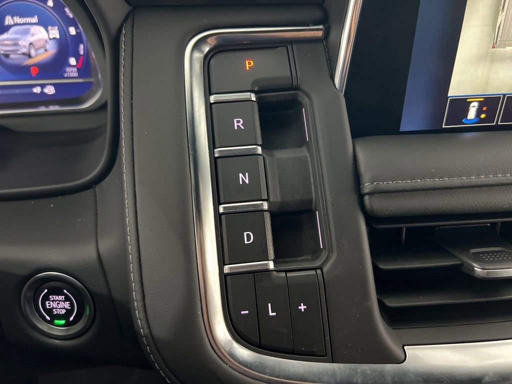 Used 2023 Chevrolet Tahoe LT w/ LT Signature Plus Package AWD/4WD image 15