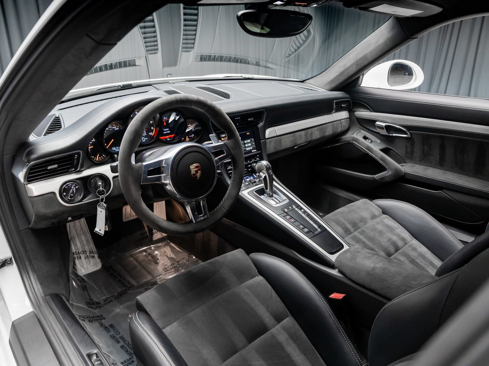 Used 2015 Porsche 911 GT3 w/ Sound Package Plus RWD image 5