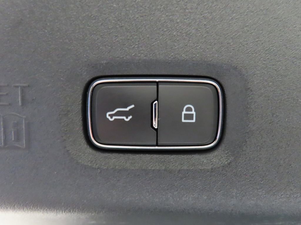 Used 2025 Ford Expedition Max Active image 45