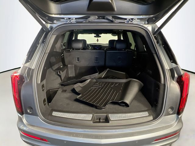 Used 2024 Cadillac XT6 Premium Luxury FWD image 29