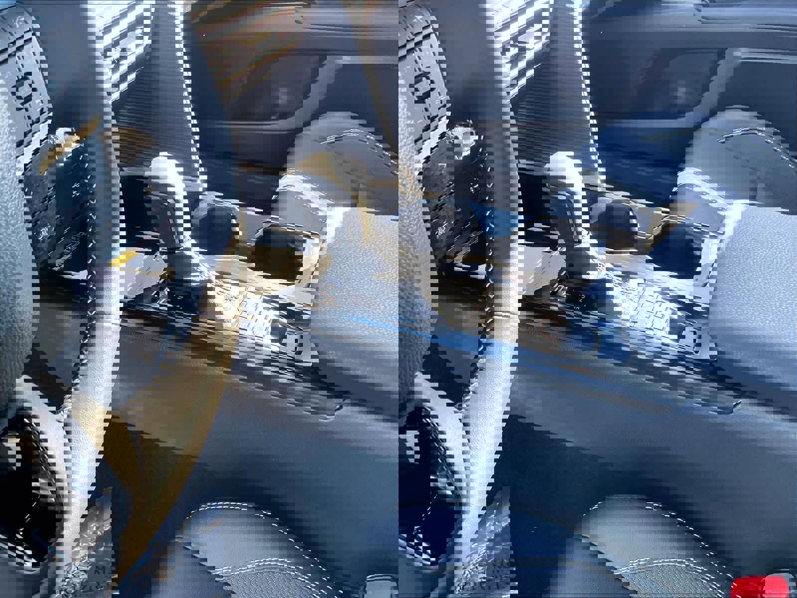 Used 2025 Toyota Camry SE image 20