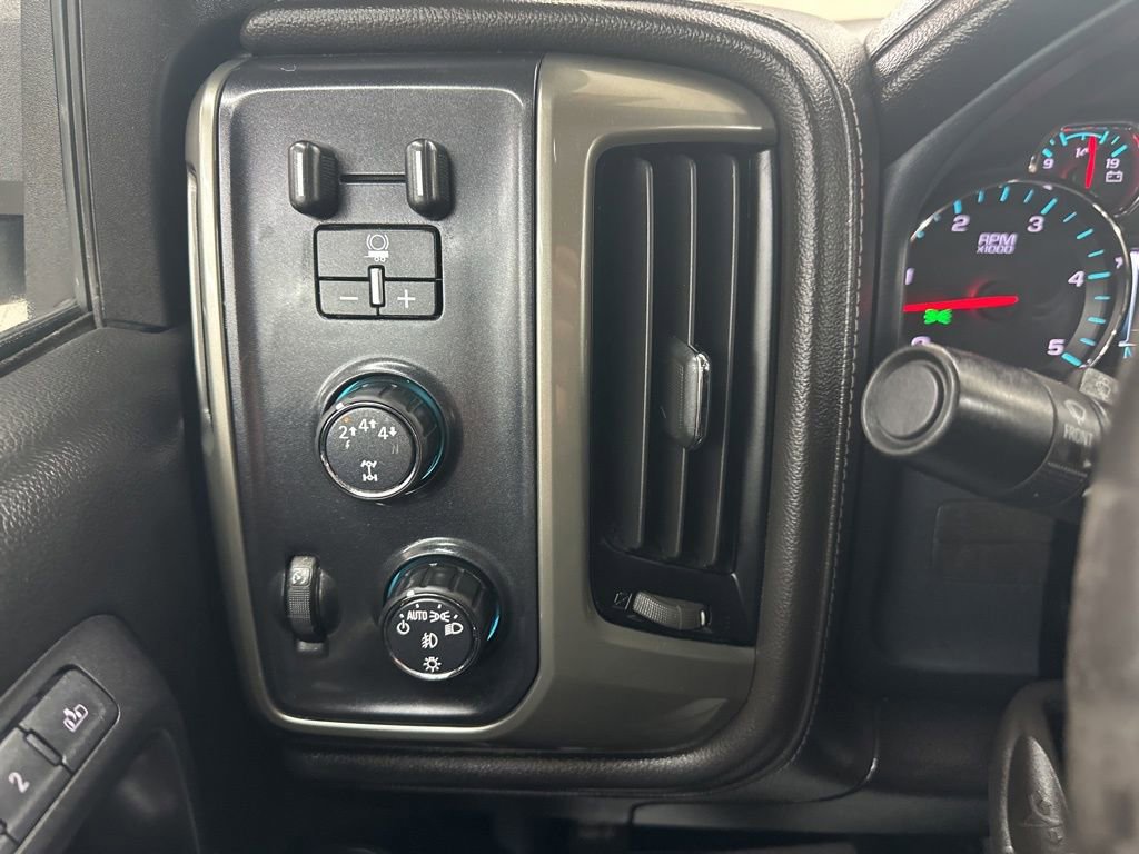 Used 2019 Chevrolet Silverado 3500 High Country w/ Duramax Plus Package image 42