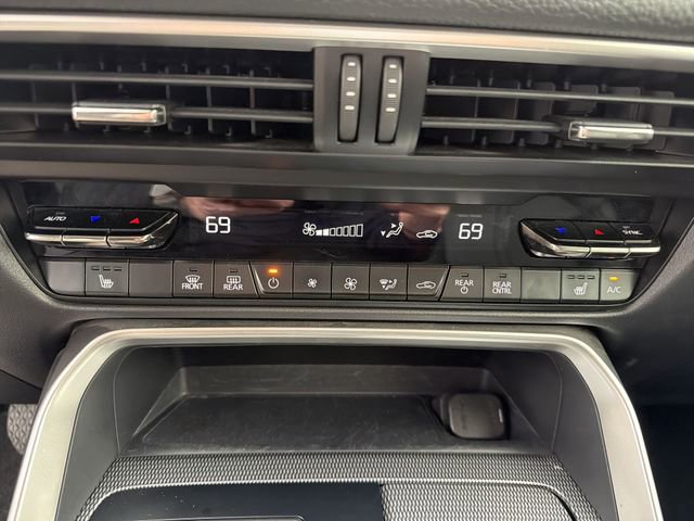 Used 2024 MAZDA CX-90 3.3 Turbo w/ Preferred Package image 21