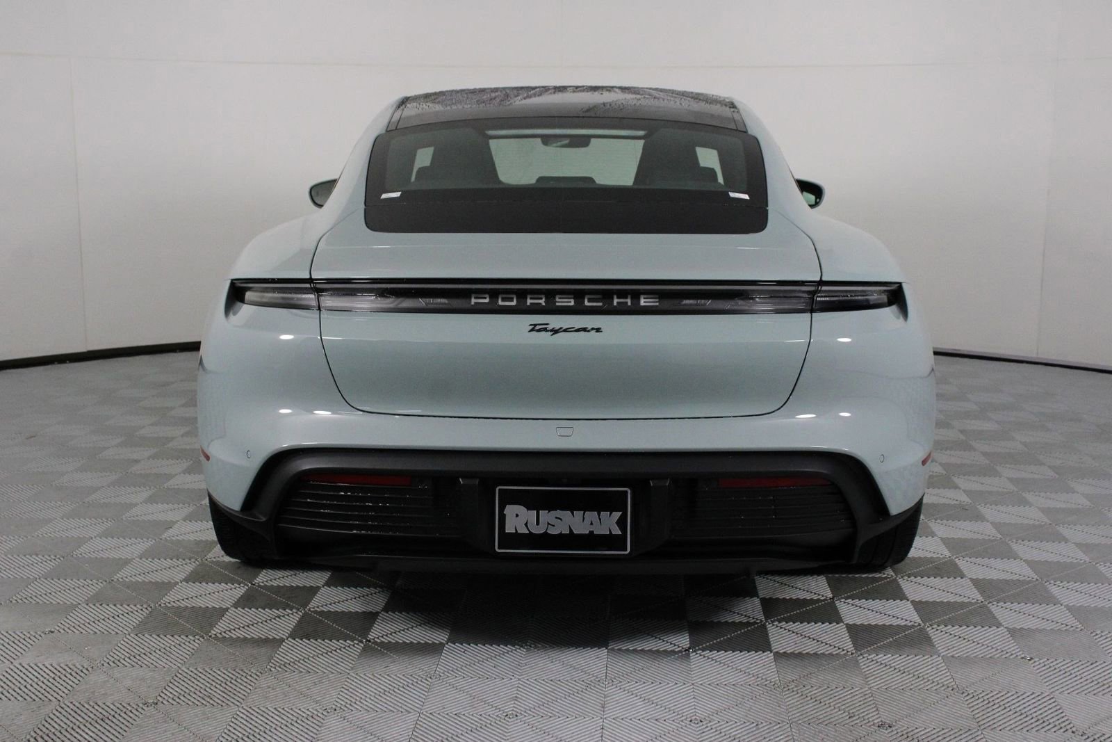 Certified 2025 Porsche Taycan image 6